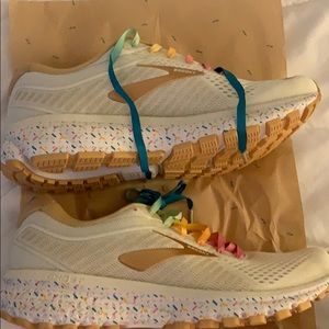 Brooks Ghost 12 Summer Melts BRAND NEW